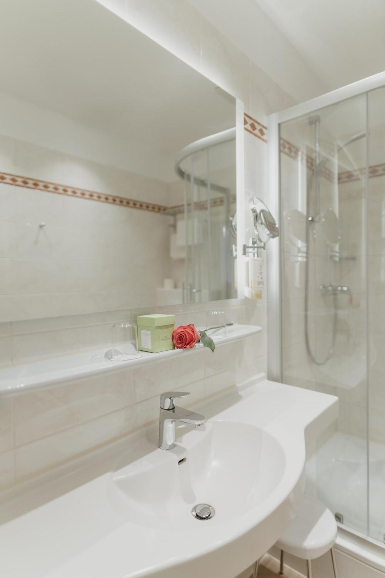 Romantik Hotel Zur Post Fuerstenfeldbruck Ngoại thất bức ảnh