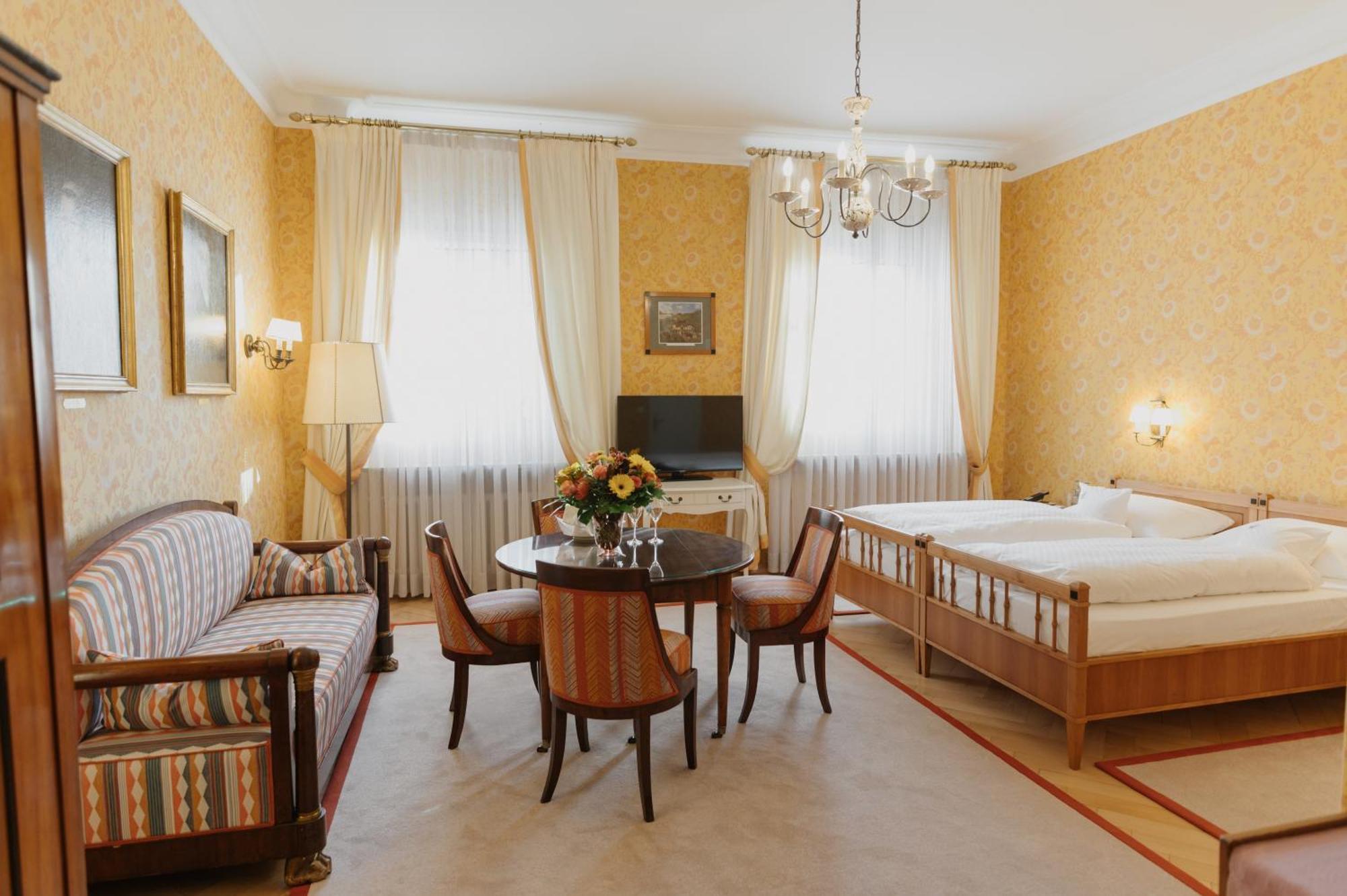 Romantik Hotel Zur Post Fuerstenfeldbruck Ngoại thất bức ảnh