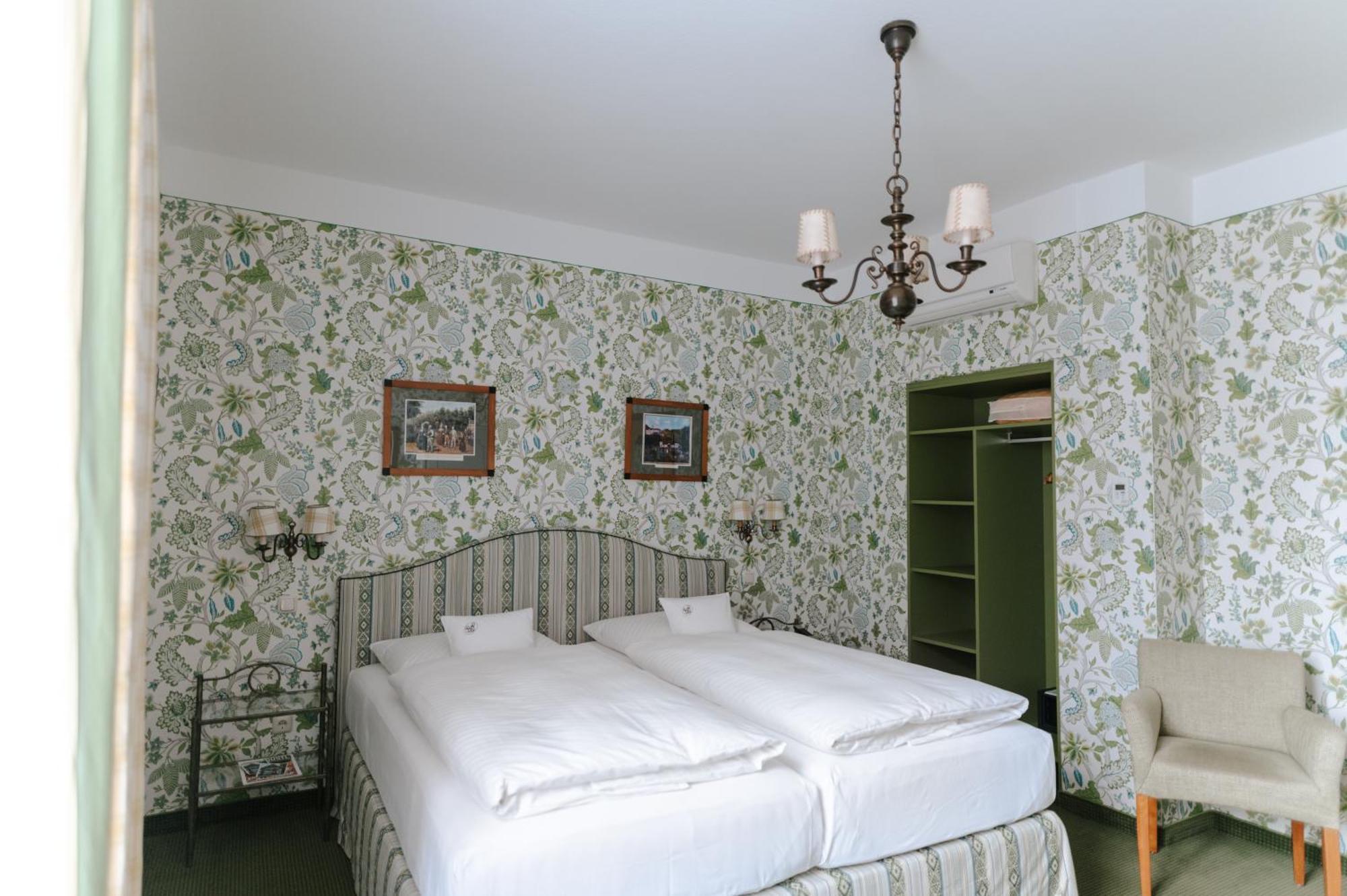 Romantik Hotel Zur Post Fuerstenfeldbruck Ngoại thất bức ảnh